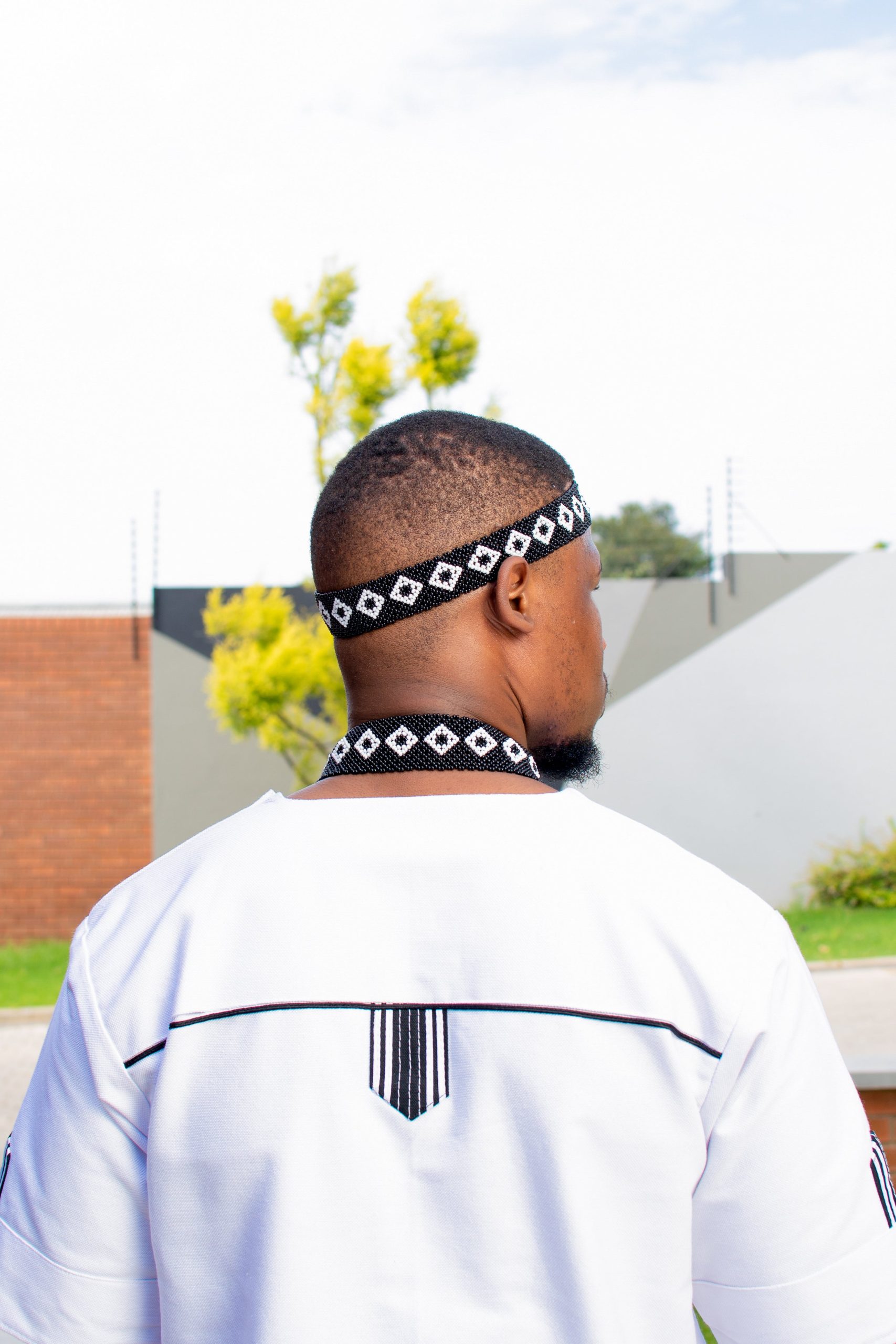 White & Black men’s short sleeve shirt - Image 3