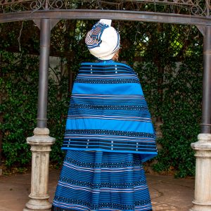 Turquoise & Cream ladies 5 pieces ensemble