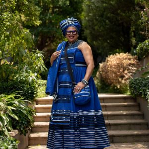 Royal blue 5 piece Ladies Xhosa Traditional Attire